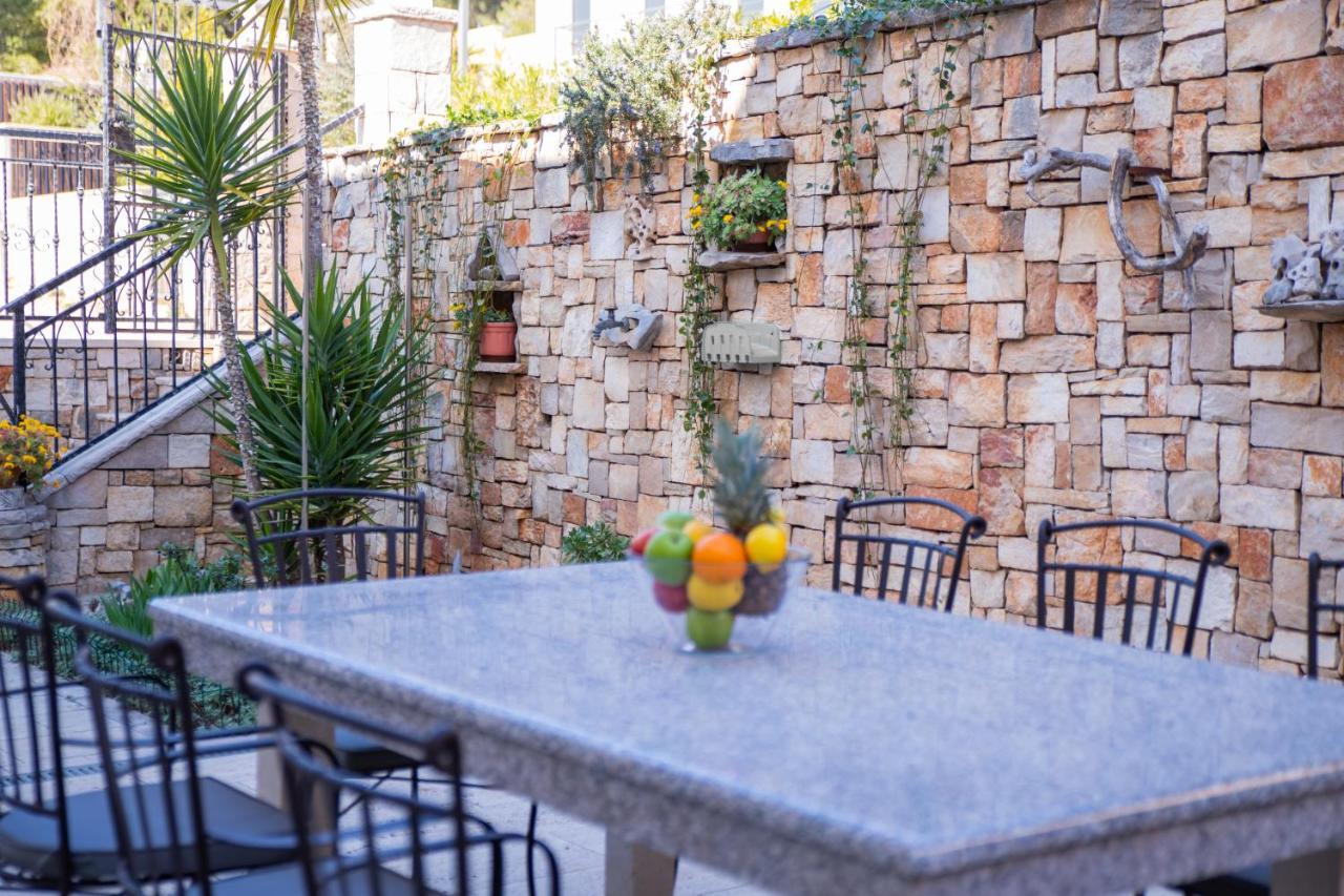 מילנה Villa Sun Garden - 4 Star Villa With Heated Swimming Pool, Quiet Bay, Bbq, 50M From The Sea מראה חיצוני תמונה