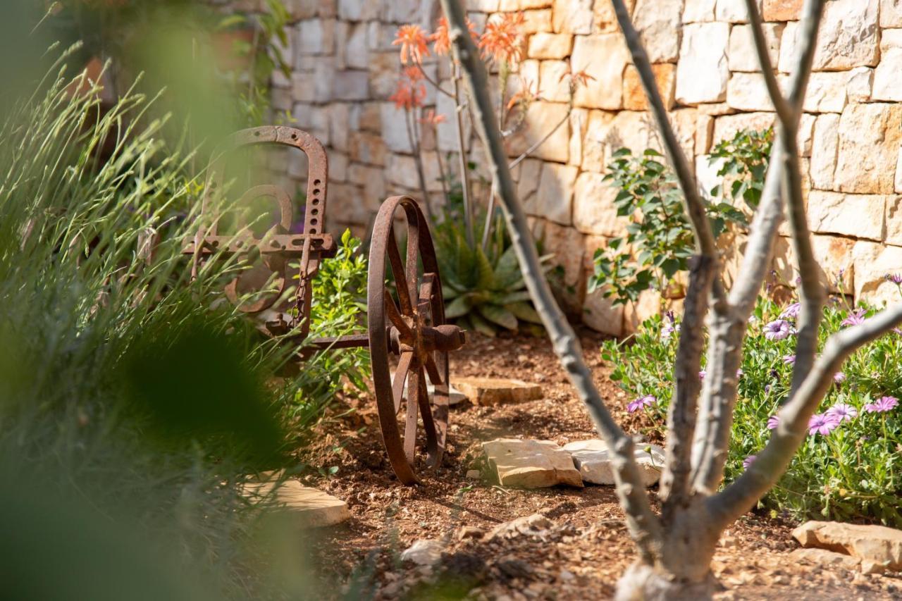 מילנה Villa Sun Garden - 4 Star Villa With Heated Swimming Pool, Quiet Bay, Bbq, 50M From The Sea מראה חיצוני תמונה