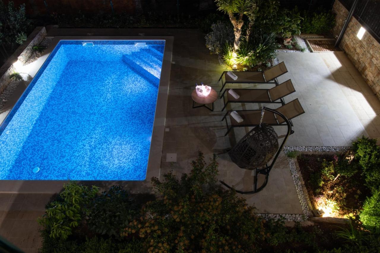מילנה Villa Sun Garden - 4 Star Villa With Heated Swimming Pool, Quiet Bay, Bbq, 50M From The Sea מראה חיצוני תמונה